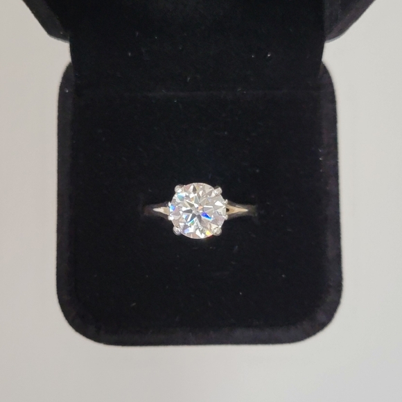New 4ct Certified Moissanite Engagement Ring - Picture 3 of 13